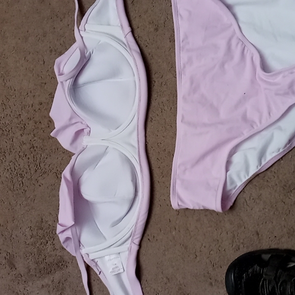 Pink plus size swim suit - Picture 2 of 4